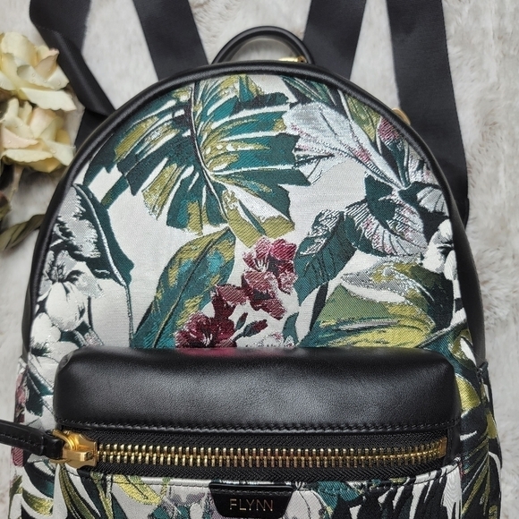 Flynn Maverick Backpack‎ in Floral Black Gold Multicolor New main image 9
